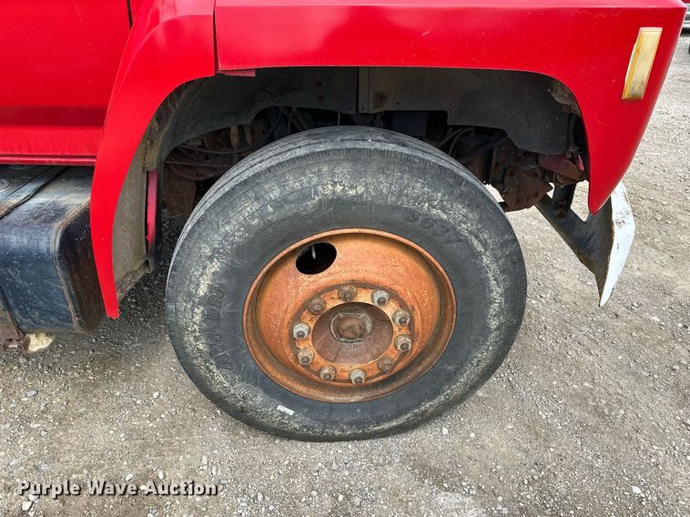 image for item LN9404 1991 Ford F700  grain truck