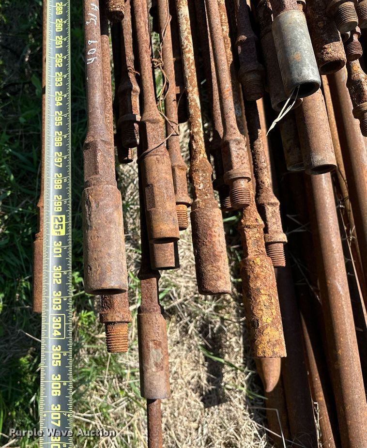 image for item LR9692 Approximately 40 sucker rods