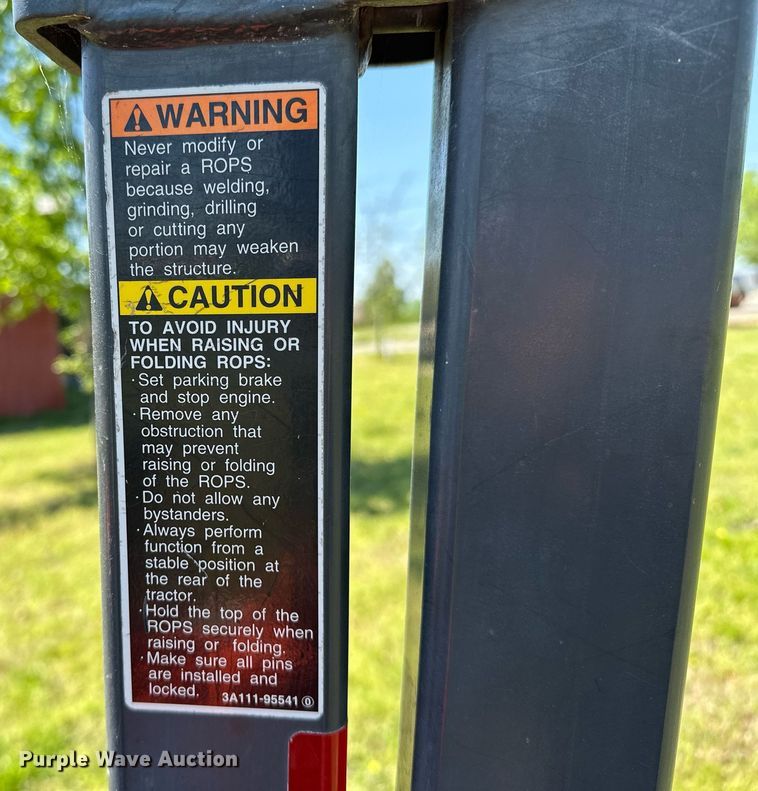 image for item LR9695 Kubota B7800  MFWD tractor