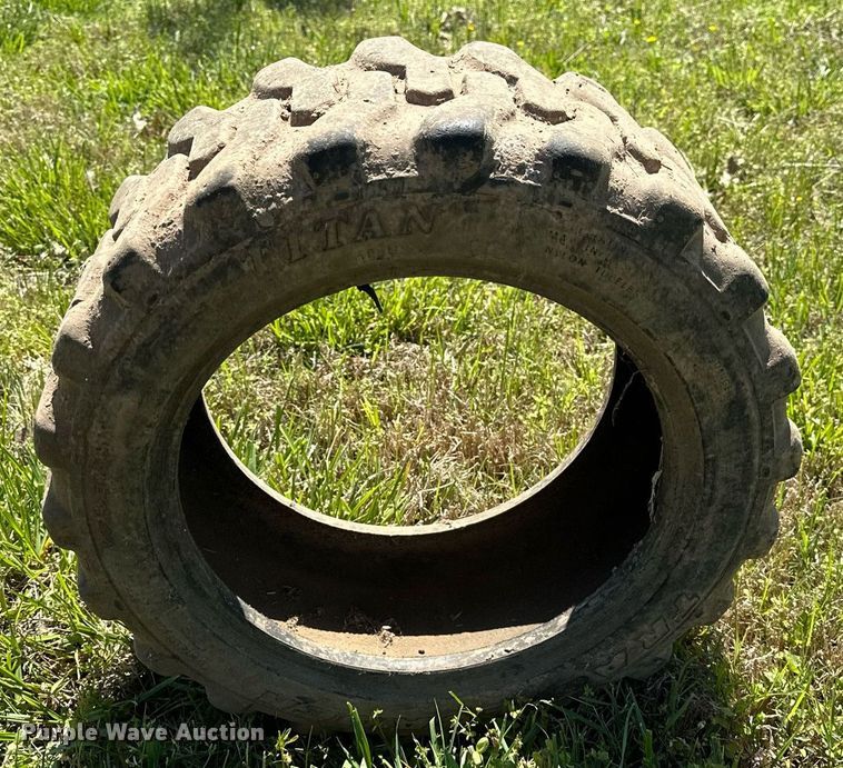 image for item LR9695 Kubota B7800  MFWD tractor