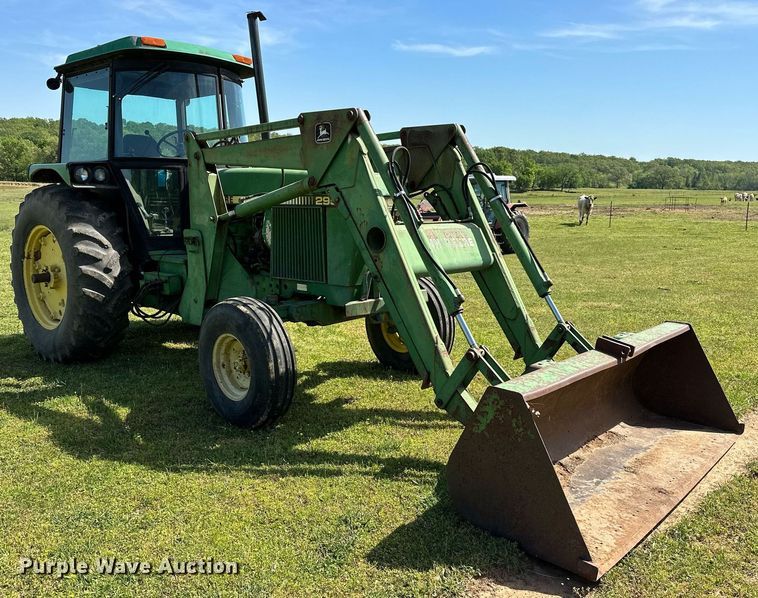 image for item LR9696 1986 John Deere 2950  tractor