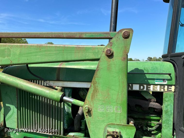 image for item LR9696 1986 John Deere 2950  tractor