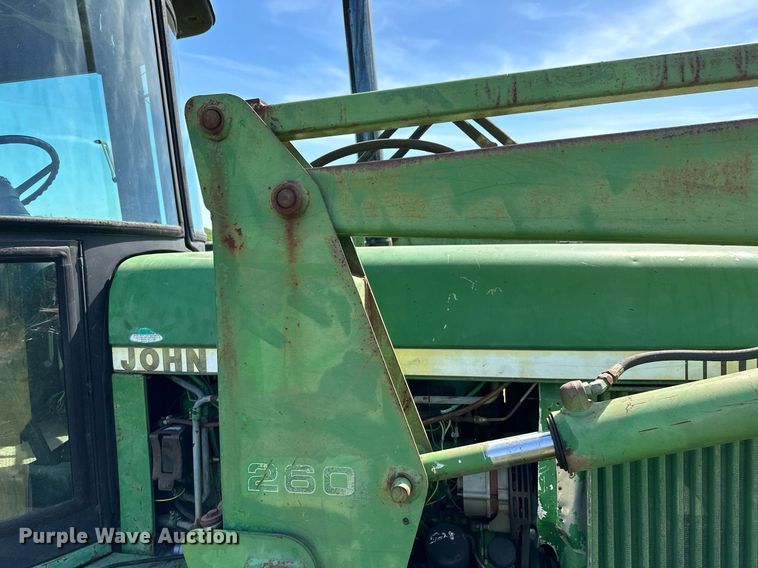 image for item LR9696 1986 John Deere 2950  tractor