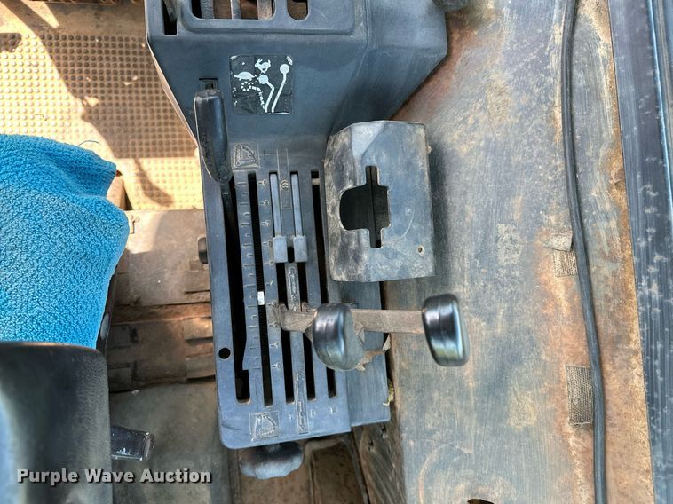 image for item LR9696 1986 John Deere 2950  tractor