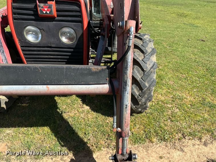image for item LR9697 2007 Massey Ferguson 583  MFWD tractor