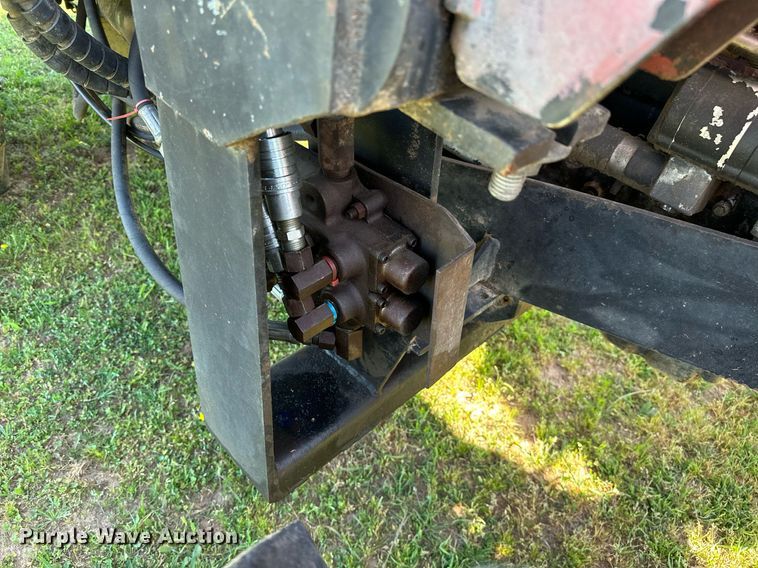 image for item LR9697 2007 Massey Ferguson 583  MFWD tractor