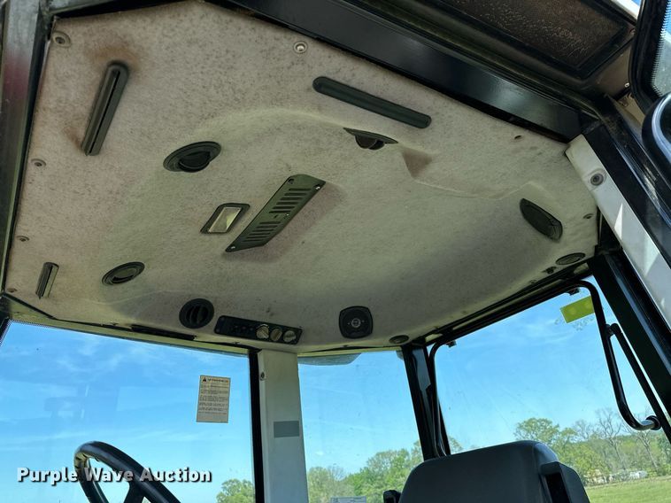 image for item LR9697 2007 Massey Ferguson 583  MFWD tractor