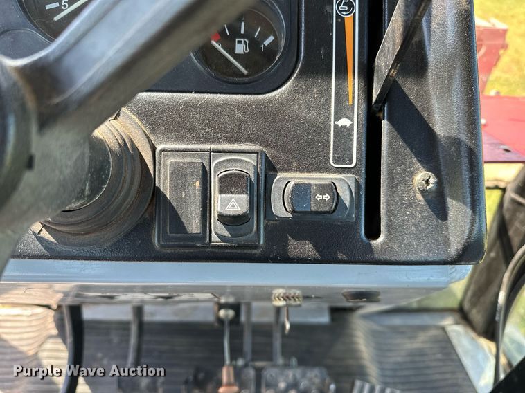 image for item LR9697 2007 Massey Ferguson 583  MFWD tractor