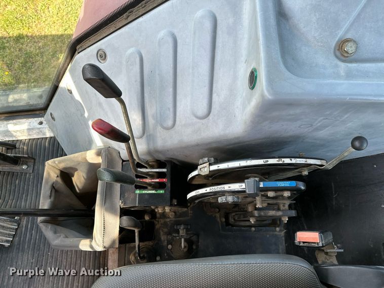 image for item LR9697 2007 Massey Ferguson 583  MFWD tractor