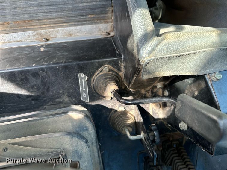 image for item LR9697 2007 Massey Ferguson 583  MFWD tractor