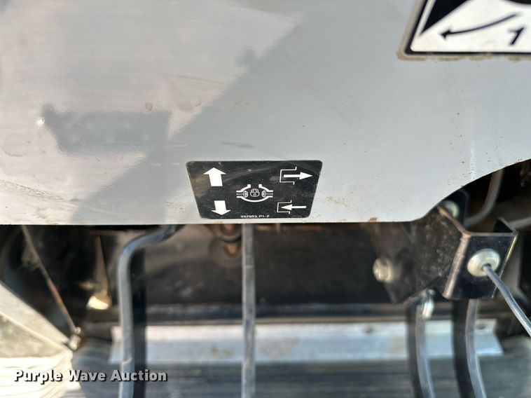 image for item LR9697 2007 Massey Ferguson 583  MFWD tractor