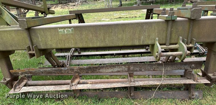 image for item LR9700 Bell B18BF  stalk chopper