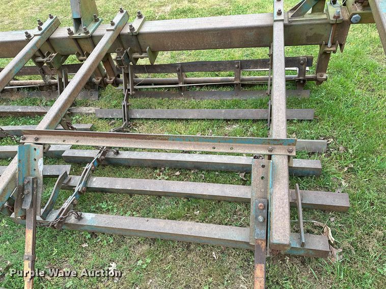 image for item LR9700 Bell B18BF  stalk chopper