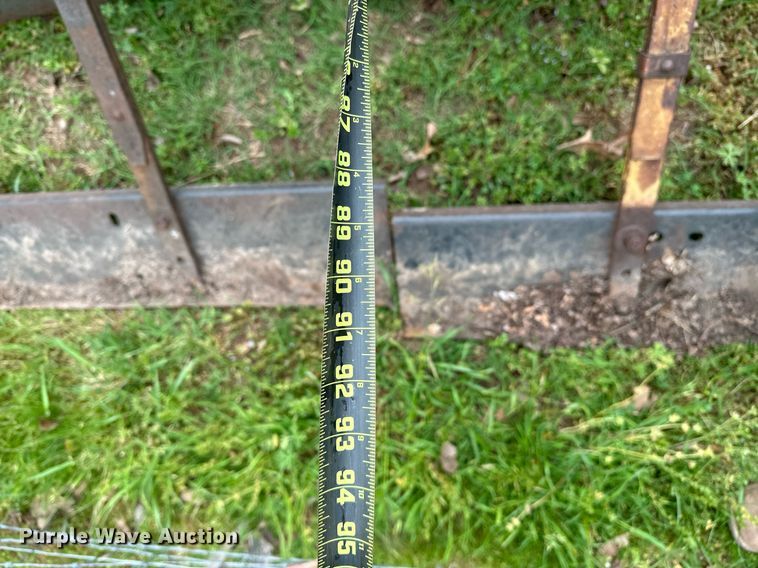 image for item LR9700 Bell B18BF  stalk chopper