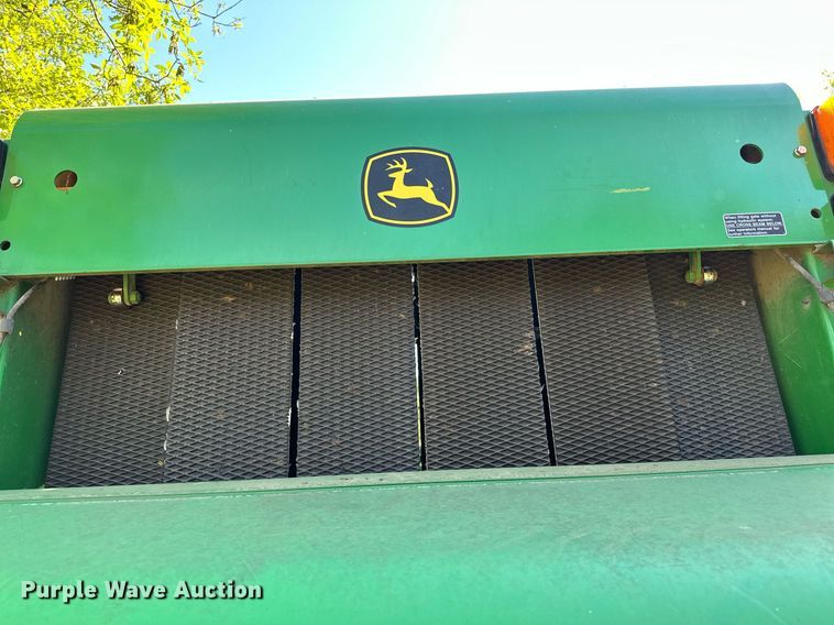 image for item LR9701 2010 John Deere 468  round baler