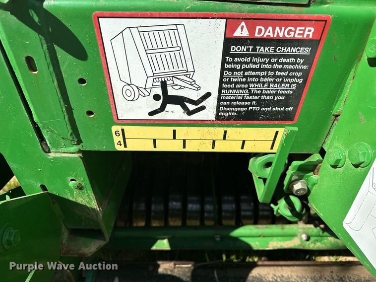 image for item LR9701 2010 John Deere 468  round baler