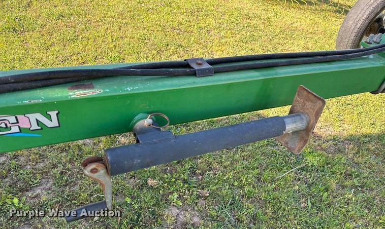 image for item LR9702 Ogden Hybrid HayRunner  hay rake