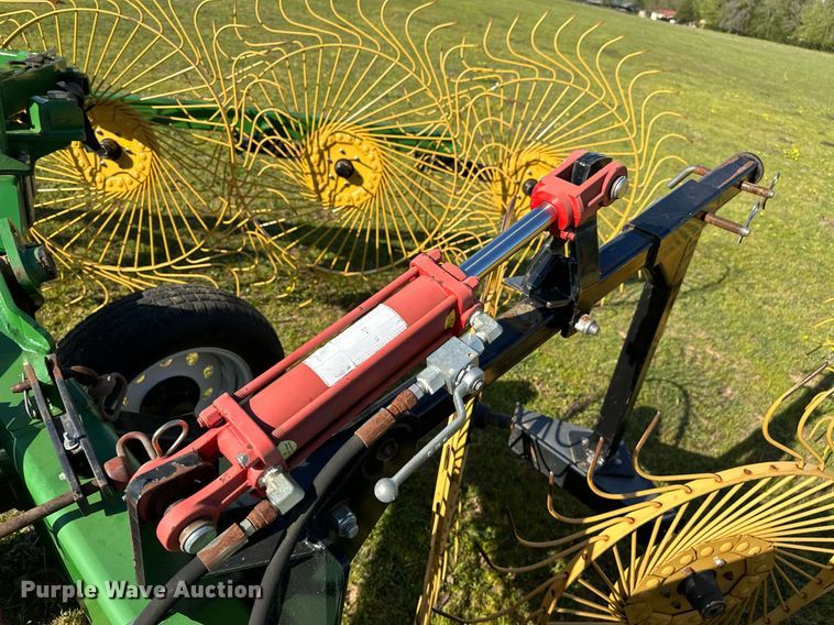 image for item LR9702 Ogden Hybrid HayRunner  hay rake