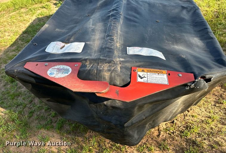 image for item LR9703 New Holland 617  disc mower