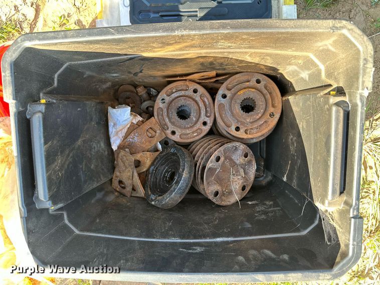 image for item LR9703 New Holland 617  disc mower