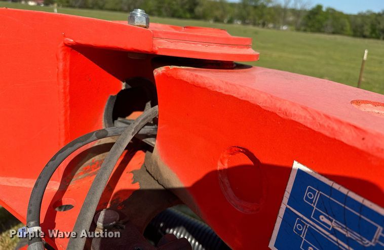 image for item LR9704 Kuhn GMD 3550 TL  disc mower