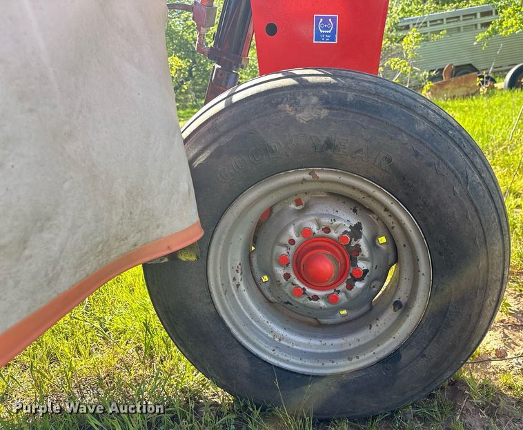 image for item LR9704 Kuhn GMD 3550 TL  disc mower