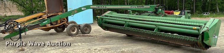 image for item LR9714 1997 John Deere 1600A  swather / windrower