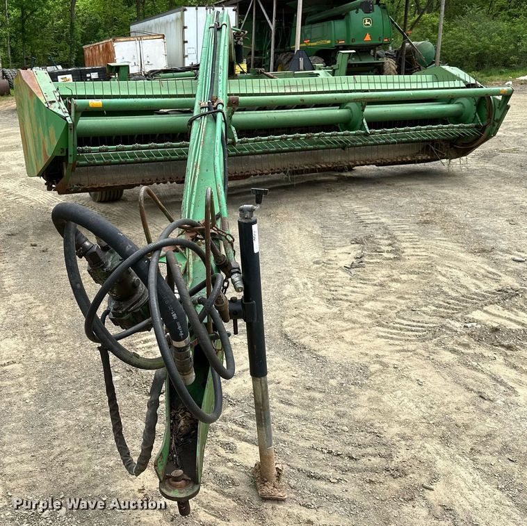 image for item LR9714 1997 John Deere 1600A  swather / windrower