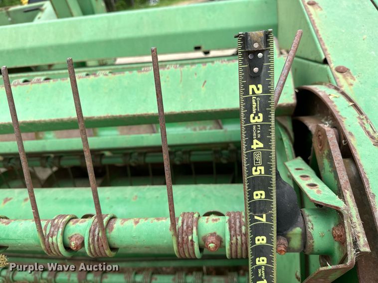 image for item LR9714 1997 John Deere 1600A  swather / windrower