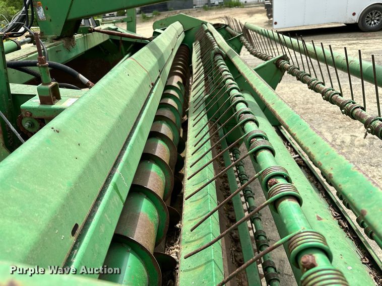 image for item LR9714 1997 John Deere 1600A  swather / windrower