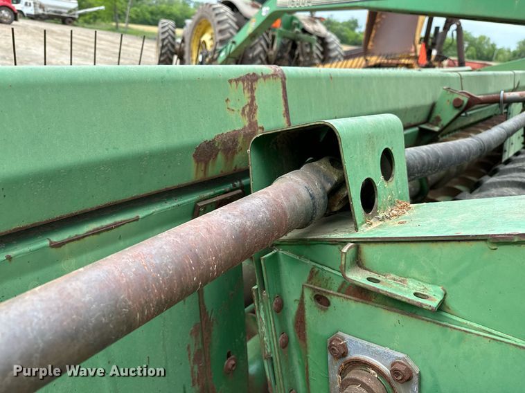 image for item LR9714 1997 John Deere 1600A  swather / windrower