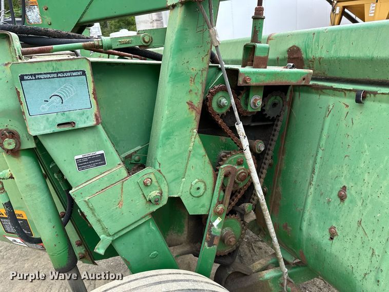 image for item LR9714 1997 John Deere 1600A  swather / windrower