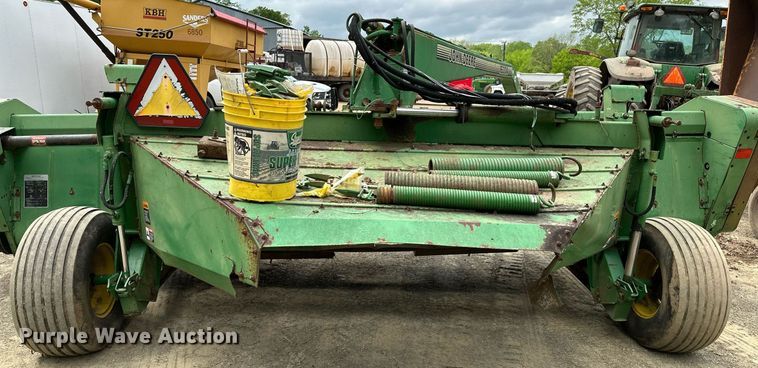 image for item LR9714 1997 John Deere 1600A  swather / windrower