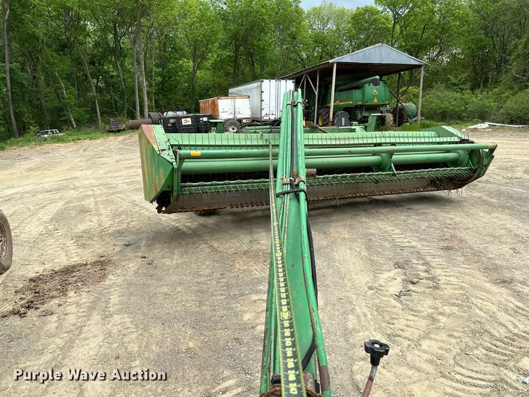 image for item LR9714 1997 John Deere 1600A  swather / windrower