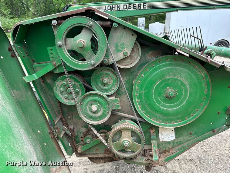 image for item LR9714 1997 John Deere 1600A  swather / windrower