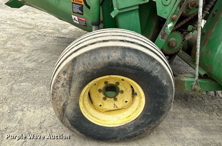 image for item LR9714 1997 John Deere 1600A  swather / windrower