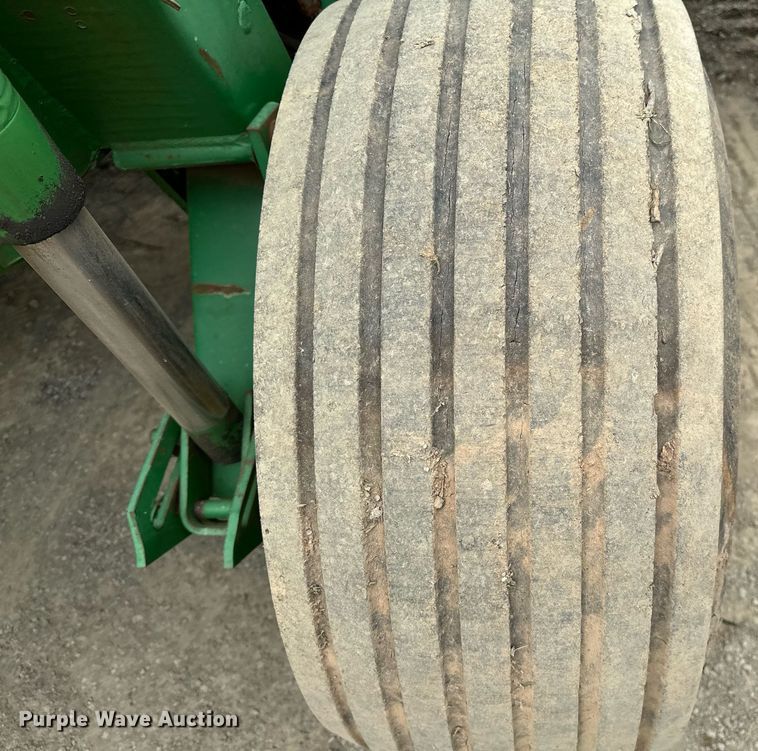 image for item LR9714 1997 John Deere 1600A  swather / windrower