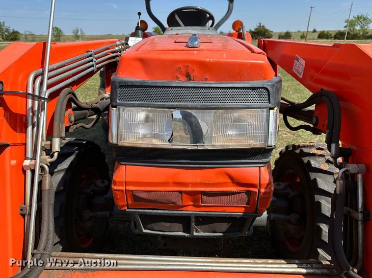 image for item LR9723 Kubota L4610D  MFWD tractor