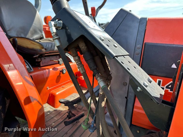 image for item LR9723 Kubota L4610D  MFWD tractor