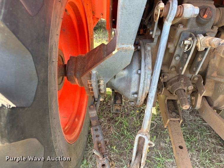 image for item LR9723 Kubota L4610D  MFWD tractor