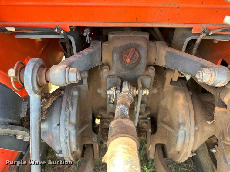 image for item LR9723 Kubota L4610D  MFWD tractor