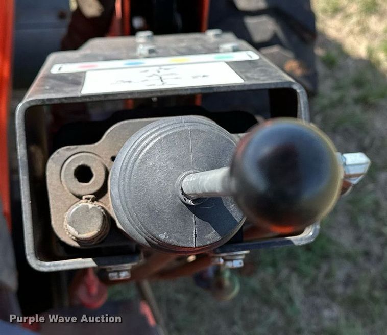 image for item LR9723 Kubota L4610D  MFWD tractor