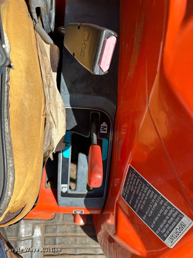 image for item LR9723 Kubota L4610D  MFWD tractor