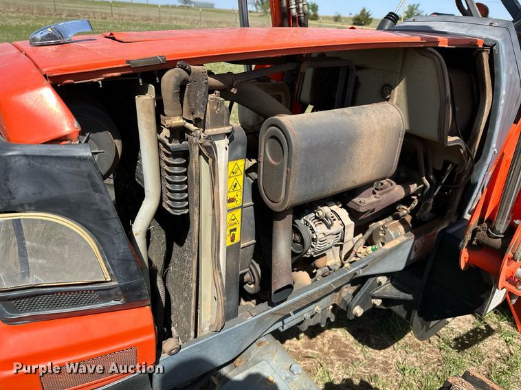 image for item LR9723 Kubota L4610D  MFWD tractor