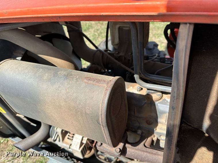 image for item LR9723 Kubota L4610D  MFWD tractor