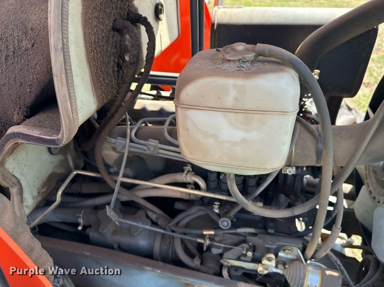 image for item LR9723 Kubota L4610D  MFWD tractor