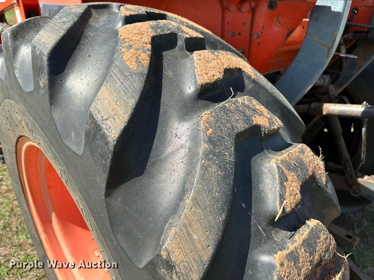 image for item LR9723 Kubota L4610D  MFWD tractor