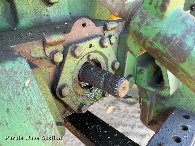 image for item LT9597 1982 John Deere 4840  tractor