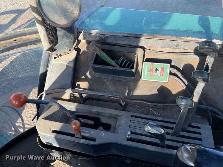 image for item LT9597 1982 John Deere 4840  tractor