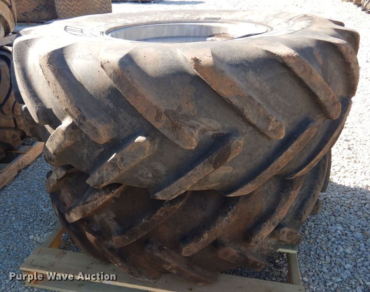 image for item LT9634 (2) Michelin 510/80R26 tires and wheels